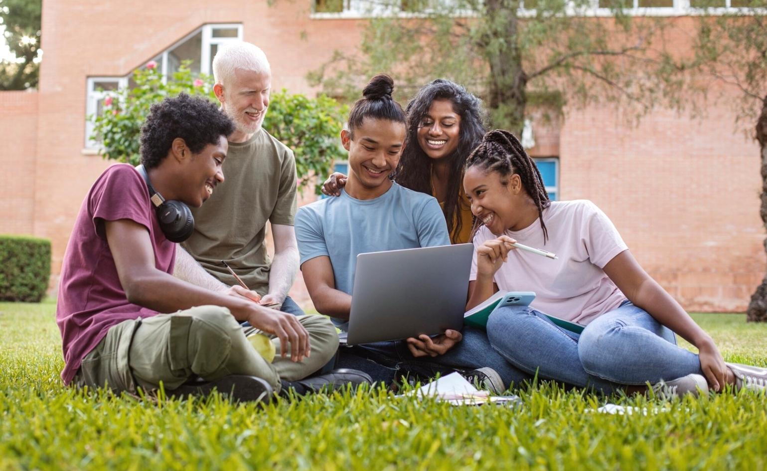 Consultant quolavexar lors d'une session individuelle de coaching en gestion du temps